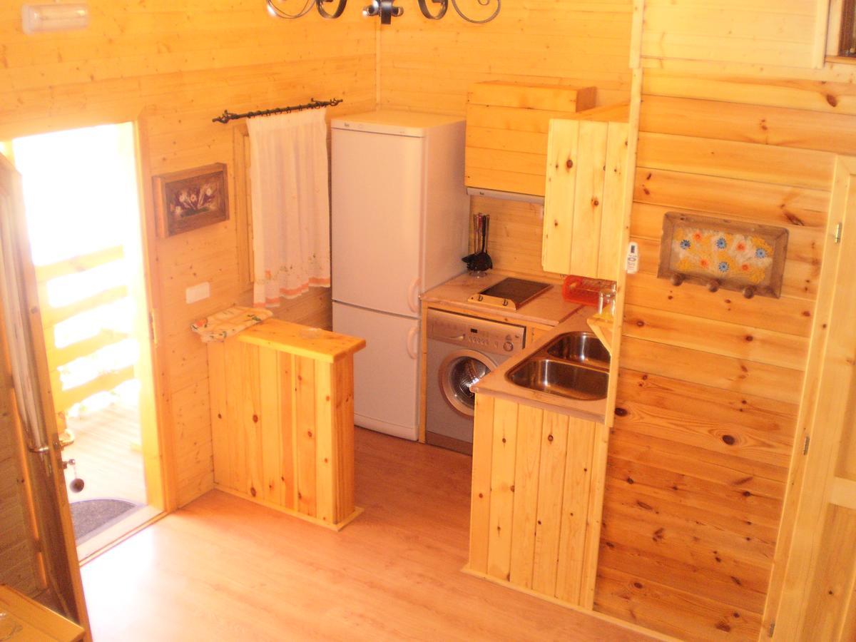 Cabanas De Madera El Rinconcillo Arroyo Frio Bagian luar foto